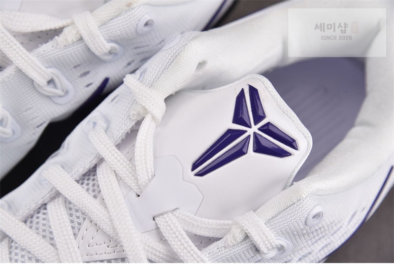 Nike 나이키 코비 9 엘리트 로우 EM 프로트로 화이트 코트 퍼플 IH1401-100 신발 15번 이미지