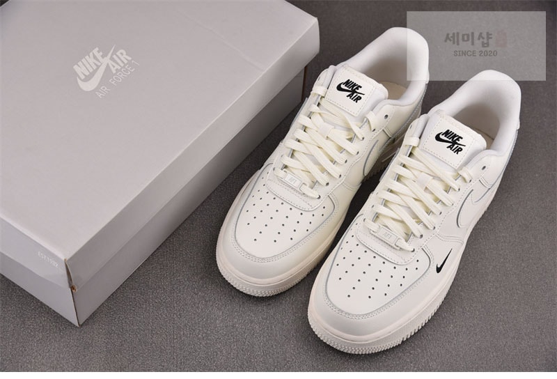 Nike 나이키 코트 비전 로우 세일 미드나잇 네이비 검 HF1068-133 신발 4번 이미지