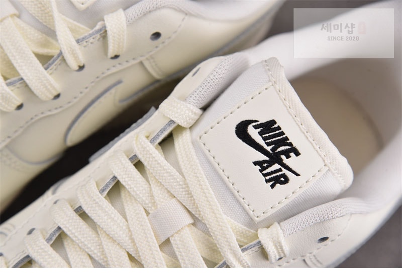 Nike 나이키 코트 비전 로우 세일 미드나잇 네이비 검 HF1068-133 신발 6번 이미지