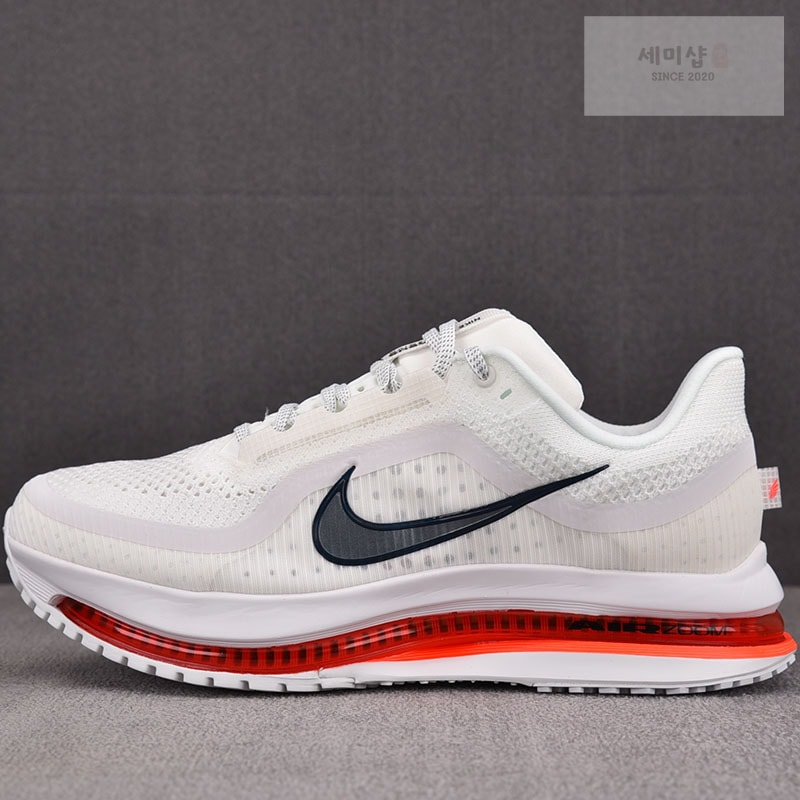 Nike 나이키 페가수스 프리미엄 서밋 화이트 브라이트 크림슨 HQ2592-101 신발 1번 이미지