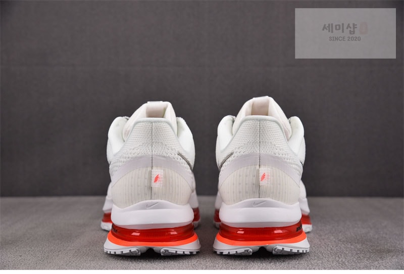 Nike 나이키 페가수스 프리미엄 서밋 화이트 브라이트 크림슨 HQ2592-101 신발 5번 이미지