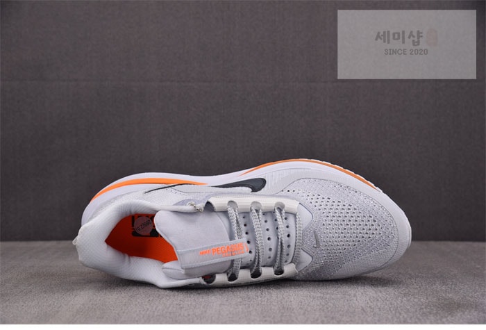 Nike 나이키 페가수스 프리미엄 에어스케이프 러닝슈즈 그레이 토탈 오렌지 신발 3번 이미지