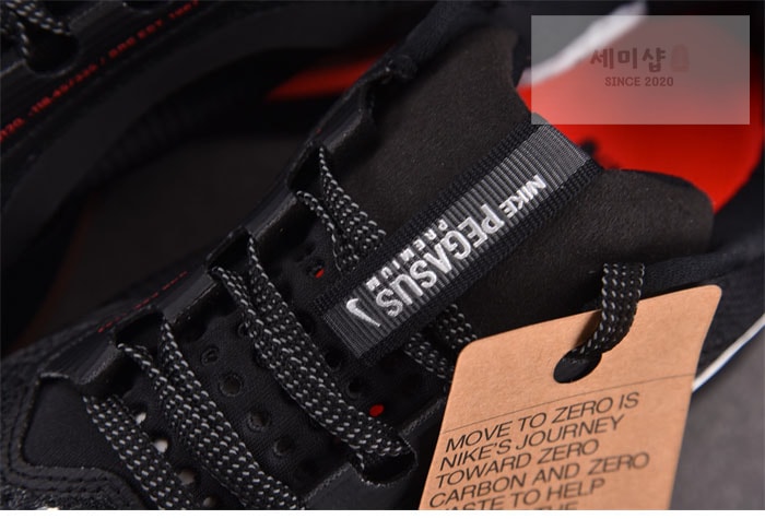 Nike 나이키 페가수스 프리미엄 에어스케이프 러닝슈즈 블랙 브라이트 크림슨 신발 7번 이미지