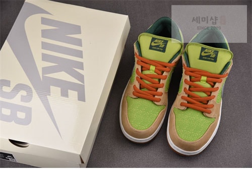 Nike 나이키 SB 덩크 로우 프로 Sesame and Pear 신발 13번 이미지