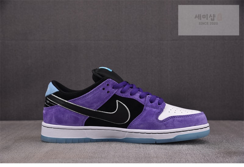 Nike 나이키 SB 덩크 로우 프로 x 헤일리 윌슨 블랙 앤 코트 퍼플 HJ0513-500 신발 3번 이미지