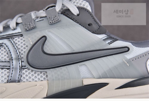 Nike 나이키 V2K 런 신발 FD0736-003 신발 13번 이미지