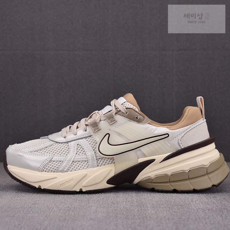 Nike 나이키 V2K 런 신발 FD0736-103 신발 1번 이미지
