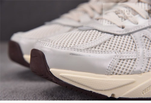 Nike 나이키 V2K 런 신발 FD0736-103 신발 10번 이미지
