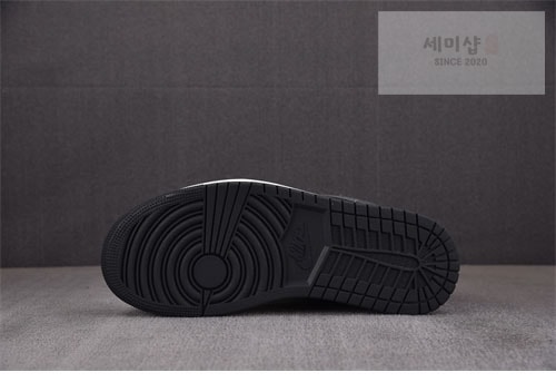 Nike 나이키 WMNS 에어 조던 Mid SE 스모크 그레이 신발 5번 이미지