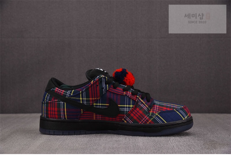 Nike 나이키 x 나드와르 SB 덩크 로우 타탄 II1493-600 신발 5번 이미지