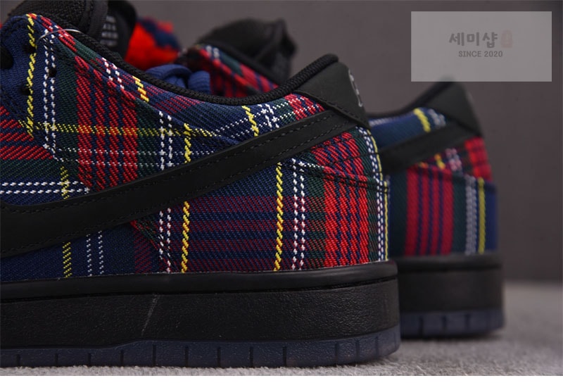 Nike 나이키 x 나드와르 SB 덩크 로우 타탄 II1493-600 신발 10번 이미지