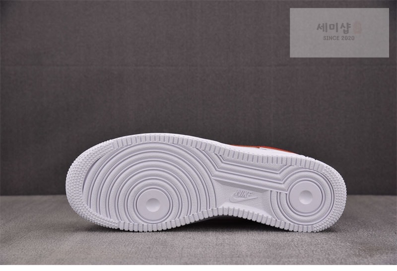 Nike 나이키 x 슈프림 에어포스1 로우 슈프림 상하이 화이트 스피드 레드 CU9225-101 신발 14번 이미지