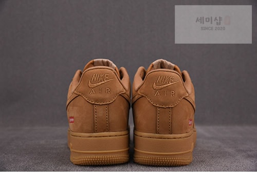 Nike 나이키 x 슈프림 에어포스1 로우 플랙스 된장 신발 5번 이미지