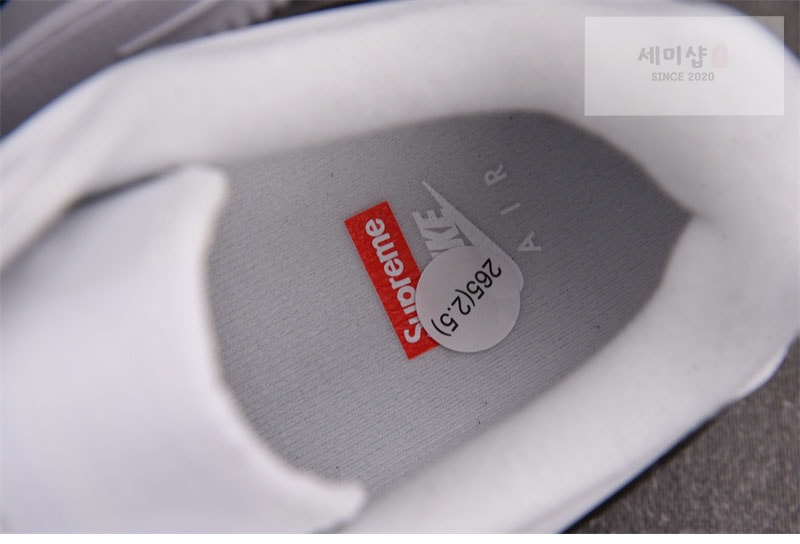 Nike 나이키 x 슈프림 에어포스 1 로우 SP 화이트/블랙 CU9225-102 신발 5번 이미지