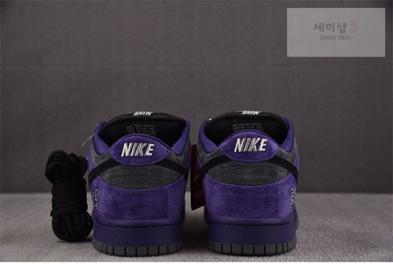 Nike 나이키 x 슈프림 SB 덩크 로우 잉크 HQ8487-500 신발 9번 이미지