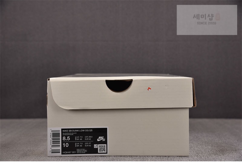 Nike 나이키 x 슈프림 SB 덩크 로우 94 블랙 HQ8487-001 신발 12번 이미지