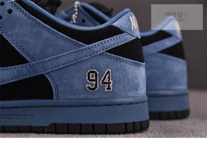Nike 나이키 x 슈프림 SB 덩크 로우 94 오션 퍼그 HQ8487-400 신발 11번 이미지