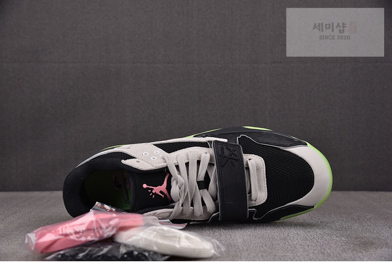 Nike 나이키 x 체이스 비 트래비스 스캇 x 조던 점프맨 잭 IH7971-001 신발 3번 이미지