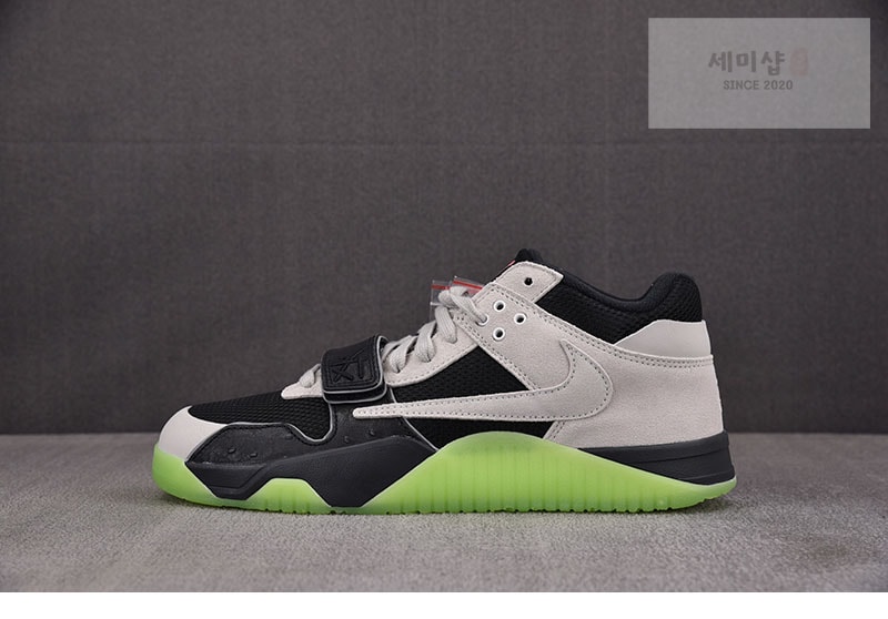 Nike 나이키 x 체이스 비 트래비스 스캇 x 조던 점프맨 잭 IH7971-001 신발 10번 이미지