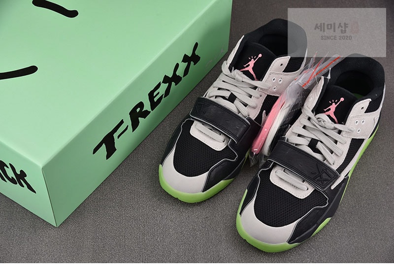 Nike 나이키 x 체이스 비 트래비스 스캇 x 조던 점프맨 잭 IH7971-001 신발 14번 이미지