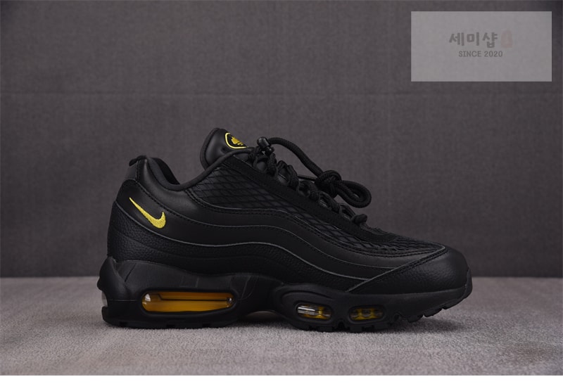 Nike 나이키 x 코르테이즈 에어맥스 95 블랙 앤 투어 옐로우 FB2709-003 신발 3번 이미지