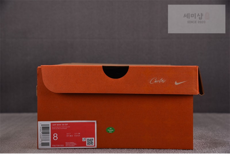 Nike 나이키 x 코르테이즈 에어맥스 95 블랙 앤 투어 옐로우 FB2709-003 신발 7번 이미지