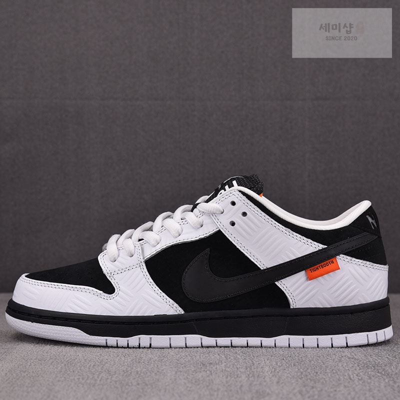 Nike 나이키 x 타이트부스 SB 덩크 로우 프로 블랙 화이트 FD2629-100 신발 1번 이미지