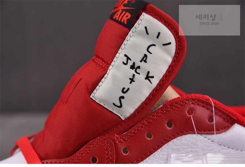 Nike 나이키 x 트래비스 스캇 에어조던1 로우 OG 시카고 DM7866-101 신발 12번 이미지