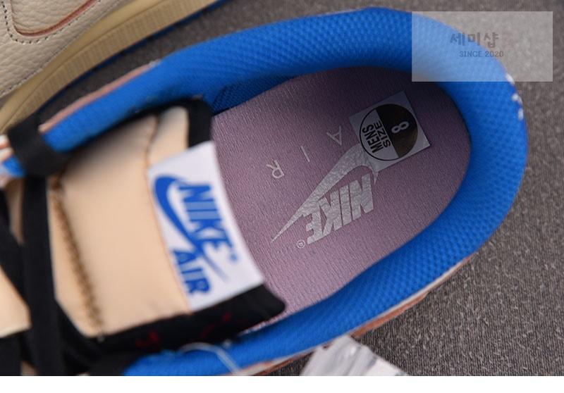 Nike 나이키 x 트래비스 스캇 에어조던1 로우 OG SP 세일 밀리터리 블루 DM7866-104 신발 13번 이미지