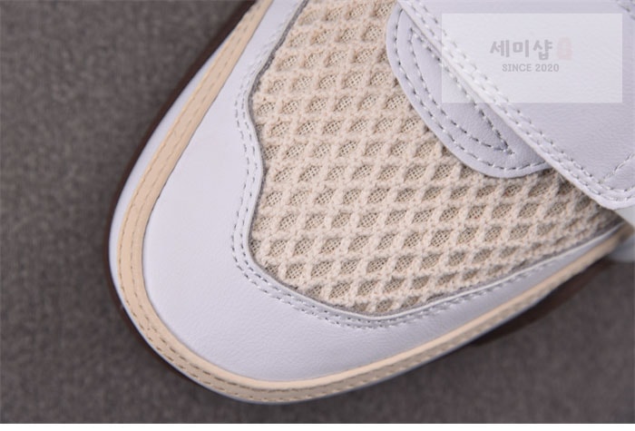 Nike 나이키 x 트래비스 스캇 줌 필드 잭스 “화이트 라이트 초콜릿” HQ3073-100 신발 8번 이미지