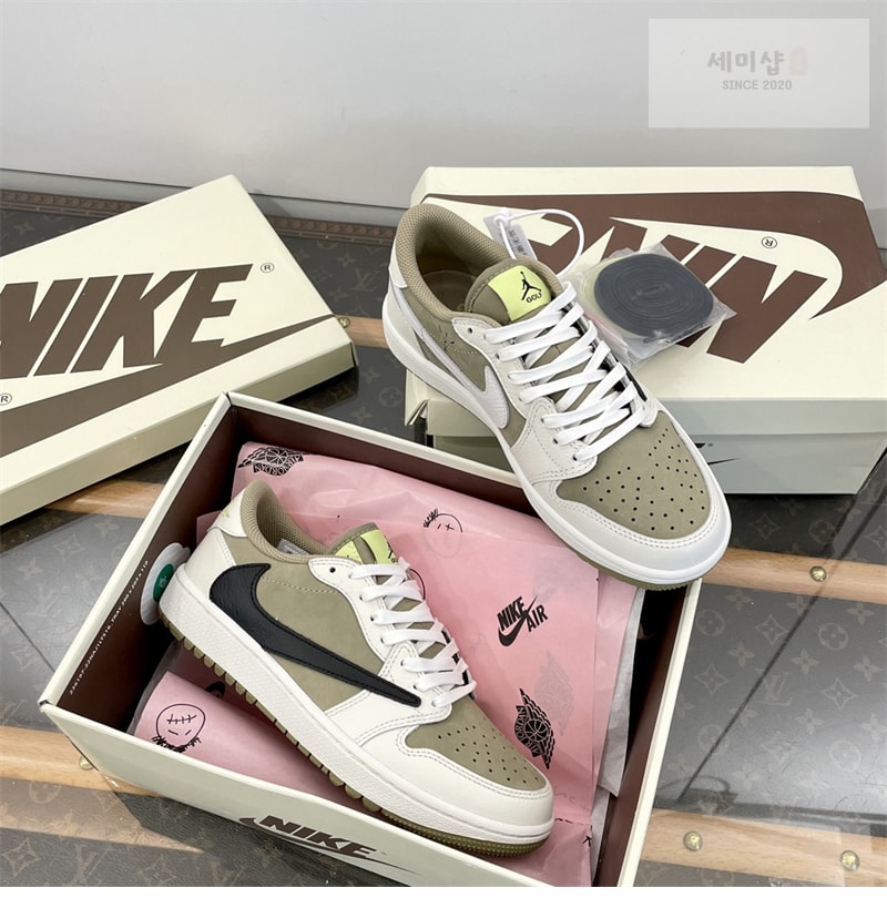 Nike 나이키 x 트레비스 스캇 에어조던1 로우 골프 네츄럴 올리브 신발 8번 이미지
