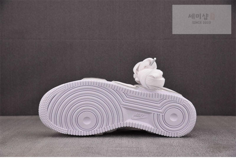 Nike 나이키 x CPFM 에어포스 1 로우 프리미엄 화이트 DD7050-100 신발 1번 이미지