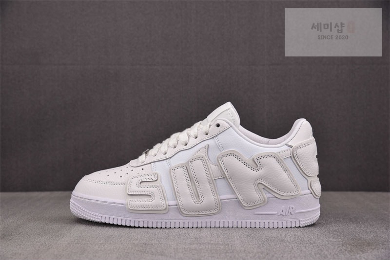 Nike 나이키 x CPFM 에어포스 1 로우 프리미엄 화이트 DD7050-100 신발 10번 이미지