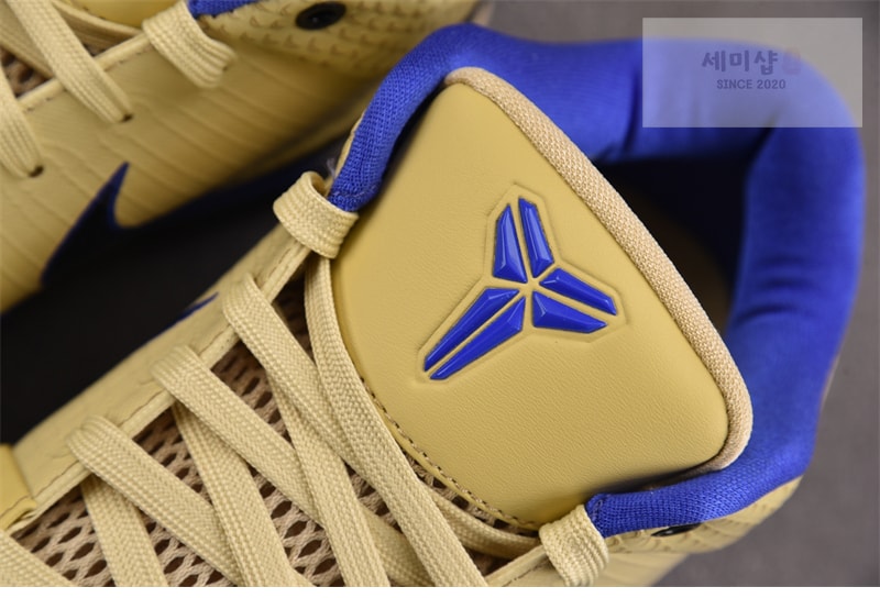 Nike 나이키 x FC 바르셀로나 코비 4 프로트로 팀 골드 CZ7918-600 신발 12번 이미지