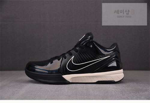 Nike 언더핏 x 나이키 줌 코비 4 프로토 블랙 맘바 신발 2번 이미지