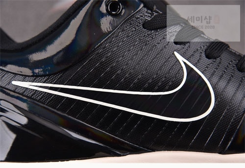 Nike 언더핏 x 나이키 줌 코비 4 프로토 블랙 맘바 신발 16번 이미지