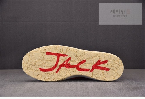 Nike 트래비스 스캇 x 조던 점프맨 잭 TR “유니버시티 레드” FZ8117-101 신발 3번 이미지