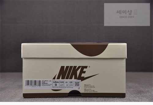 Nike 트레비스 스캇 x 에어조던1 로우 OG 미디엄 올리브 신발 7번 이미지