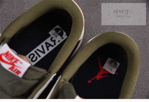 Nike 트레비스 스캇 x 에어조던1 로우 OG 미디엄 올리브 신발 15번 이미지