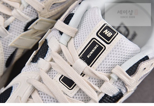 New Balance 뉴발란스 1906R 폴카 도트 화이트 M1906RPC 신발 9번 이미지