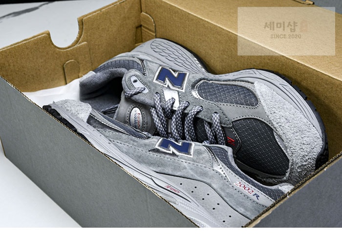 New Balance 뉴발란스 2002R 그레이 인디고 M2002RHG 신발 2번 이미지
