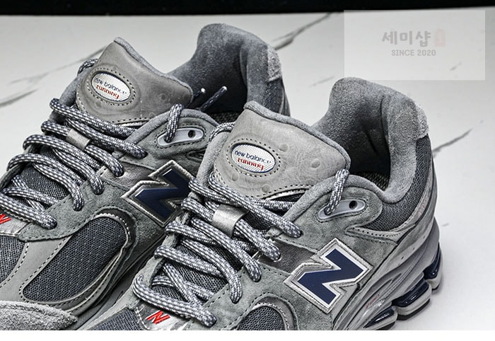 New Balance 뉴발란스 2002R 그레이 인디고 M2002RHG 신발 23번 이미지