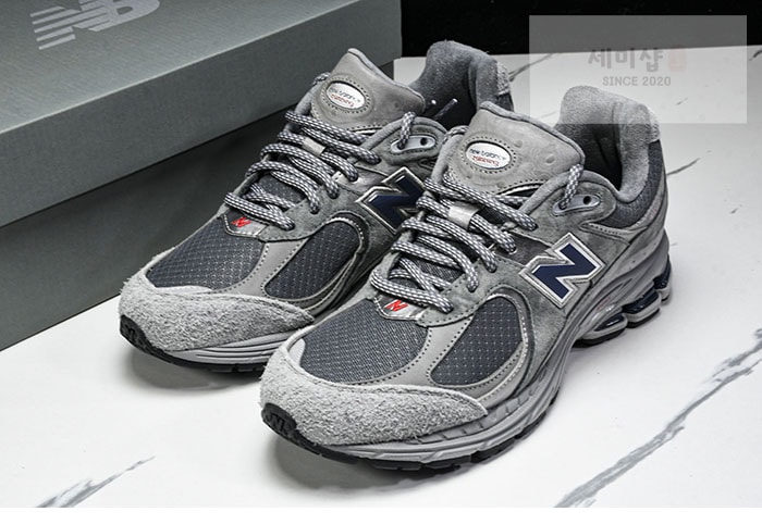New Balance 뉴발란스 2002R 그레이 인디고 M2002RHG 신발 24번 이미지
