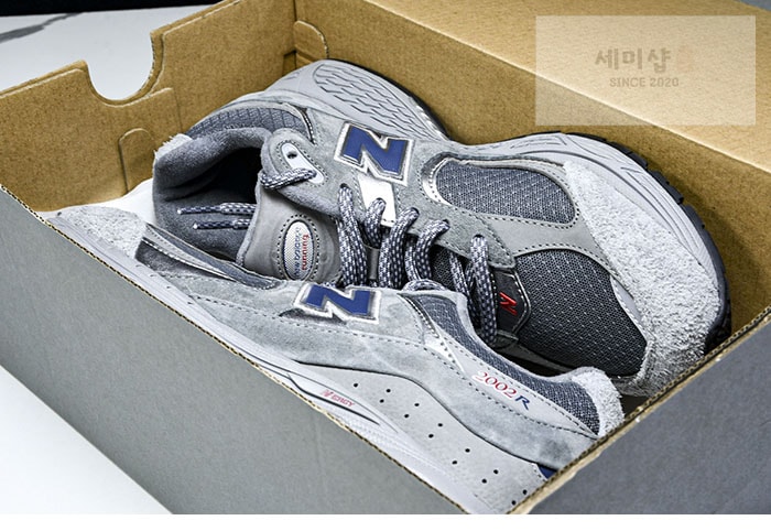 New Balance 뉴발란스 2002R 그레이 인디고 M2002RHG 신발 25번 이미지