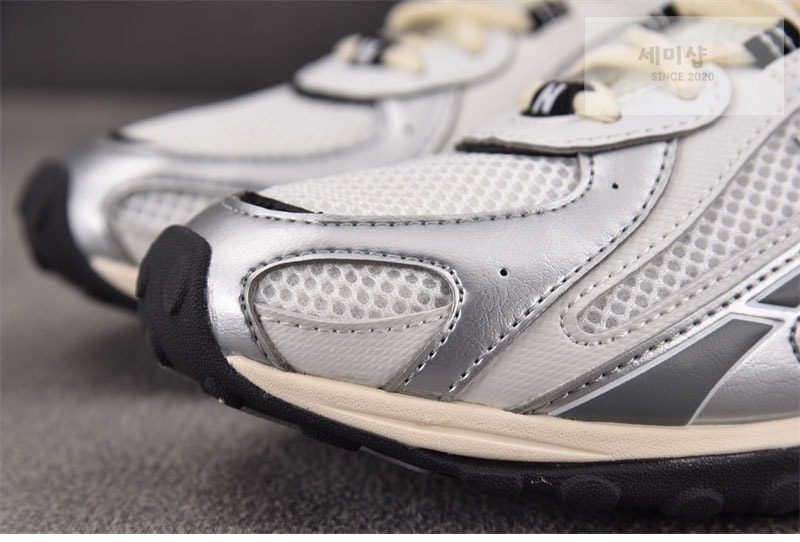 New Balance 뉴발란스 204L 실버 메탈릭 블랙 U204LSWD 신발 7번 이미지
