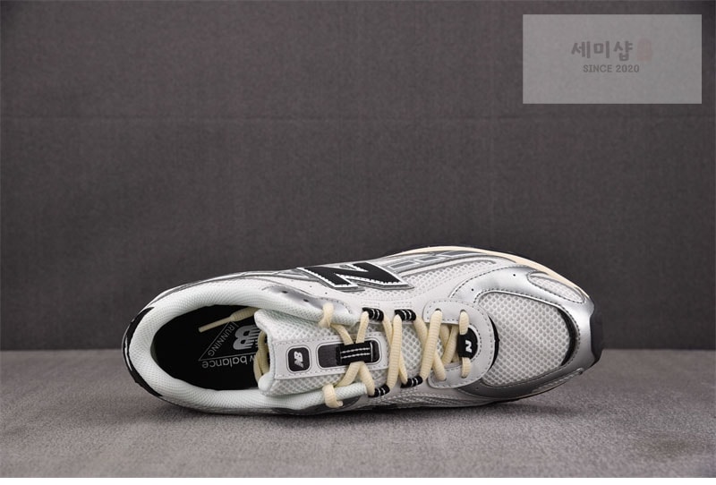 New Balance 뉴발란스 204L 실버 메탈릭 블랙 U204LSWD 신발 10번 이미지