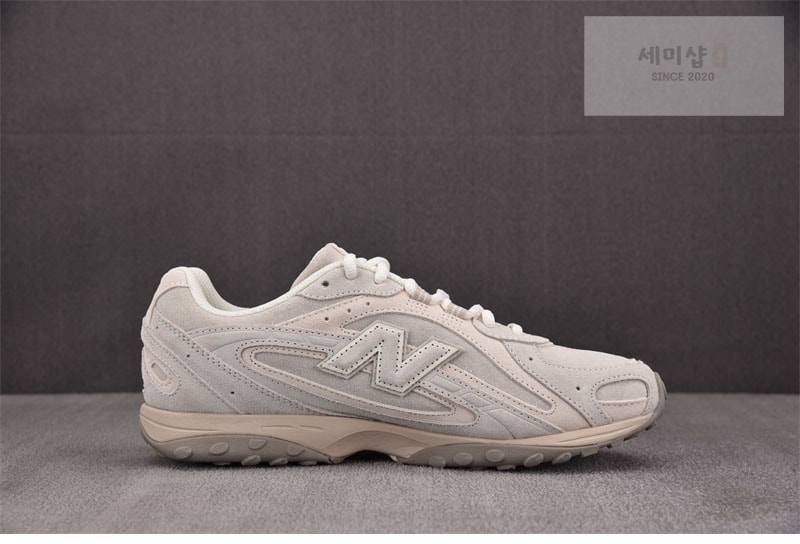 New Balance 뉴발란스 204L 팀버울프 U204LMMC 신발 5번 이미지