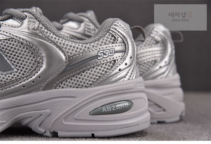 New Balance 뉴발란스 530 스니커즈 실버 그레이 MR530ZGS 신발 3번 이미지