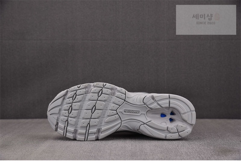 New Balance 뉴발란스 530 스니커즈 실버 그레이 MR530ZGS 신발 6번 이미지