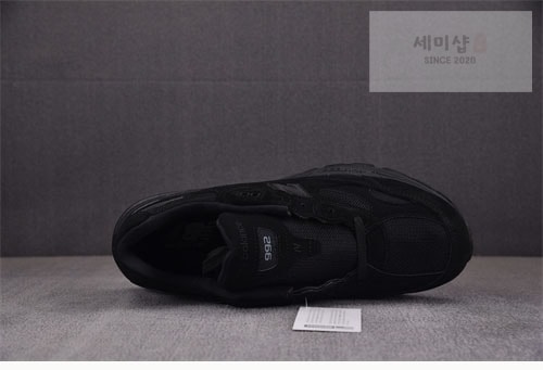 New Balance 뉴발란스 NB 992 트리블 블랙 M992EA 신발 4번 이미지